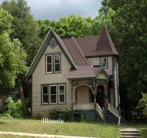 Cheapish c.1900 Illinois Victorian Home For Sale Under $64K - Old Houses Under $50K Small Victorian Cottage, Gingerbread Porch, Vintage Bathroom Sink, 1900s House, Old Victorian House, Old Victorian Homes, 1920s House, Victorian Cottage, Victorian Home