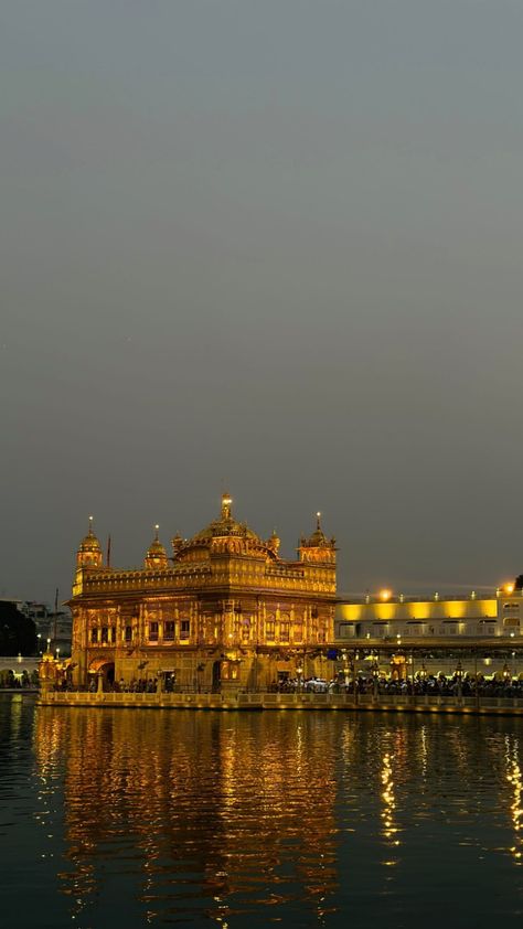 Golden Temple Snap, Golden Temple Aesthetic, Temple Snap, Morning Snap, Golden Temple, Desi Aesthetic, Amritsar, Desi, Temple