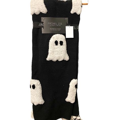 Cute Rachel Zoe 50"X60" Black Throw Blanket With White Fluffy Ghost. Spooky Blanket, Neutral Halloween Decor, Ghost Blanket, Black Throw Blanket, Neutral Halloween, Tassel Blankets, Ghost Pillow, Black Ghost, Holiday Blankets