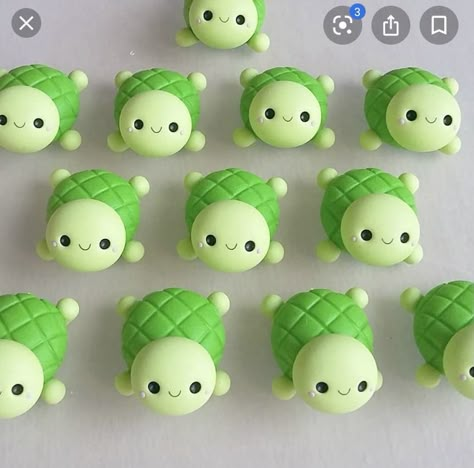 Cute Clay Turtle, Clay Turtle Earrings, Cute Clay Figures Kawaii, Polymer Turtle, Fimo Clay Ideas, Cute Things To Make With Clay, Cute Little Clay Things, Cute Clay Figures, Clay Ideas Cute