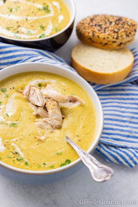 Chicken Carcass Recipes, Chicken Carcass Soup, Chicken Stock Recipe, Broccoli Soup, Chicken Bones, Raw Chicken, Mushroom And Onions, Stir Fries, Fresh Bread