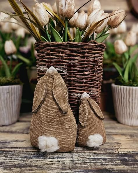 Primitive Easter Crafts, Primitive Easter Decor, Primitive Spring, Crafts For Kids Easy, Primitive Easter, Easter Stuff, Crafts For Adults, Easter Bunny Crafts, Spring Easter Crafts