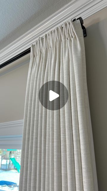 DON’T make this mistake! 🛑

When hanging curtains, hang them 1-2 inches down from the crown molding and 6-12 inches to the side of y... | Instagram Curtain Hanging Ideas, Twopages Curtains, Curtain Designs Living Room, Curtains Over Blinds, White Curtains Living Room, Blinds For Windows Living Rooms, Master Suite Design, Curtain Designs For Bedroom, Window Curtains Living Room