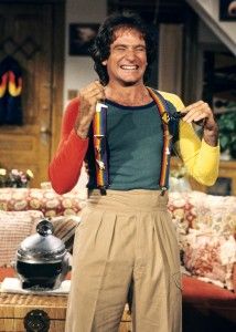 MORK & MINDY - "Pajama Game II" - Season Four - 1/7/82 Mork (Robin Williams) explained the facts of life to Mearth. (ABC PHOTO ARCHIVES) Robin Williams Quotes, New Doctor Who, Mork & Mindy, Outfit Png, Falling In Love With Him, Robin Williams, 2024 Vision, American Actors, Role Models