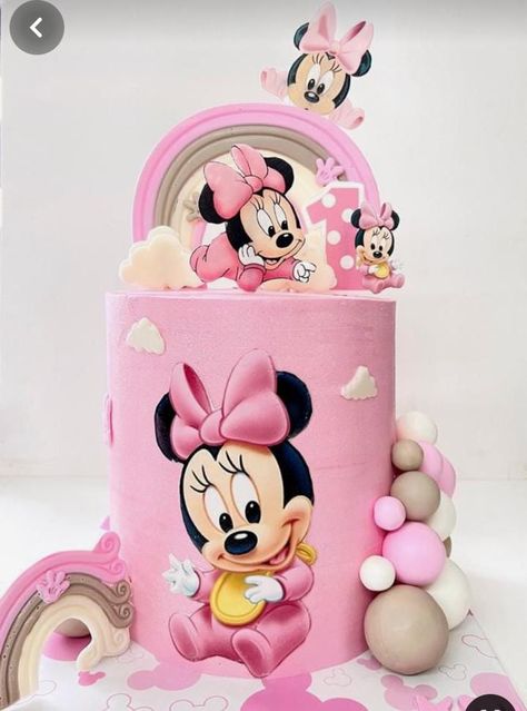 Pastel Minnie Mouse Rosa, Mouse Cake Design, Pastel Minnie Mouse, Minnie Mouse Cake Design, Minnie Mouse Birthday Party Decorations, Mickey Mouse Themed Birthday Party, Minnie Cake, Minnie Mouse Cake, First Birthday Themes