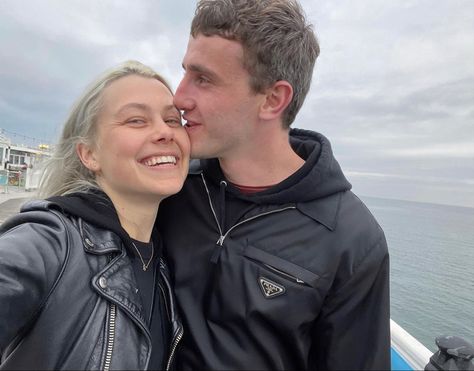 Phoebe Bridgers Paul Mescal, Phoebe And Paul, Paul And Phoebe, Paul Mescal, Relationship Timeline, Divorce And Kids, Phoebe Bridgers, Year Of Dates, Normal People