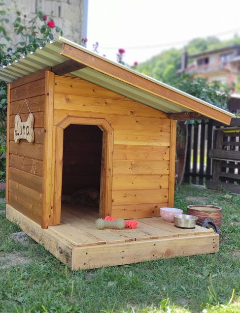 #doghouse #diy #doityourself #dog #dogs #house Dog House Diy Insulated, Easy Dog House Plans, Doghouse Diy Outdoor, Diy Outside Dog House, Diy Dog House Outdoor, Outdoor Dog House Ideas, Doghouse Diy, Dog House Diy Plans, Dog House Diy Outdoor