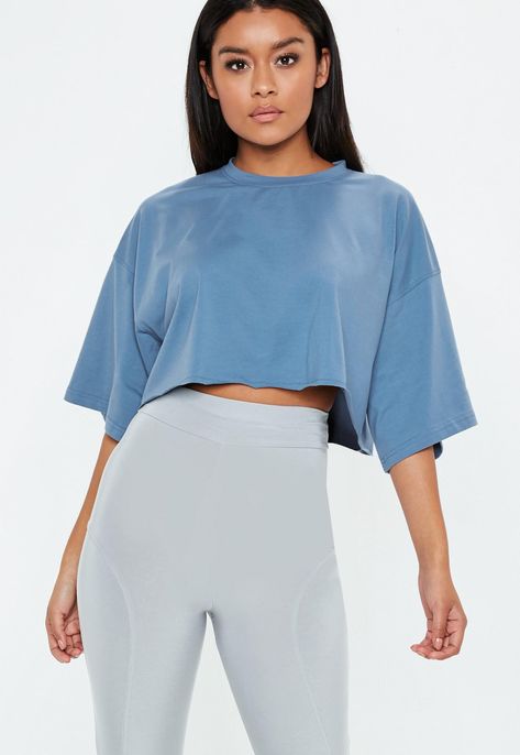 Blue Drop Shoulder Oversized Cropped T Shirt | Missguided Cropped Sweater Outfit, Cropped Jumpers, Distressed Tshirt Diy, Oversize Tshirt Outfits, Distressed Tshirt, Oversized Crop Top, Pajamas All Day, Designer Sweatshirts, Fancy Tops