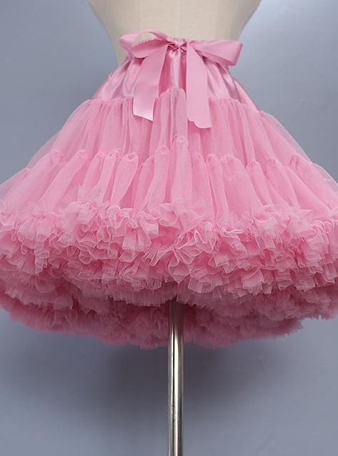 Maid Clothing, Tulle Fashion, Pink Skirts, Plain Skirt, Mode Rose, Cupcake Dress, Layered Fashion, Fall Skirts, Fashion Performance