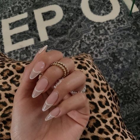 Nail Art Beige, Milky Nails, Edgy Nails, Minimal Nails, Her Nails, Neutral Nails, Minimalist Nails, Dream Nails, Fire Nails