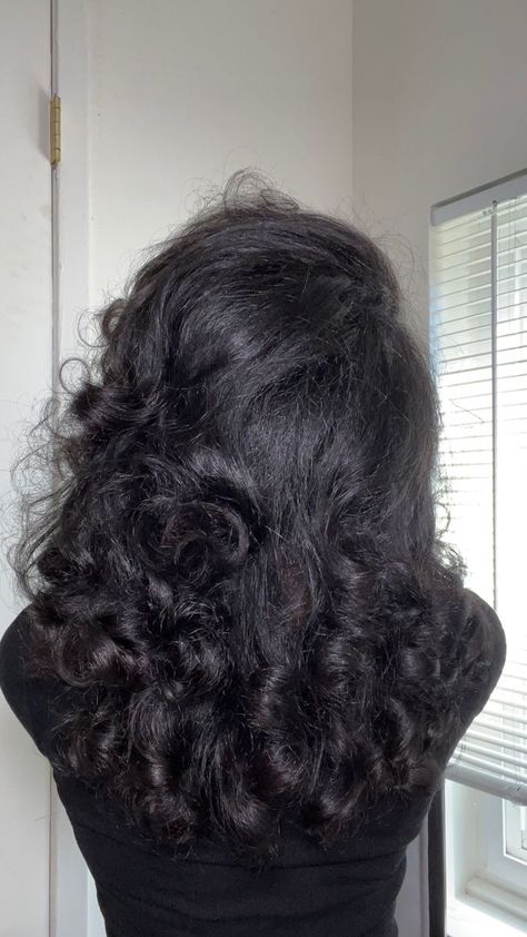 Pressed Natural Hair, Silk Press Natural Hair, Scrub Corpo, Protective Hairstyles Braids, Natural Curls Hairstyles, 4c Hair, Flat Iron Hair Styles, Silk Press, Baddie Hairstyles