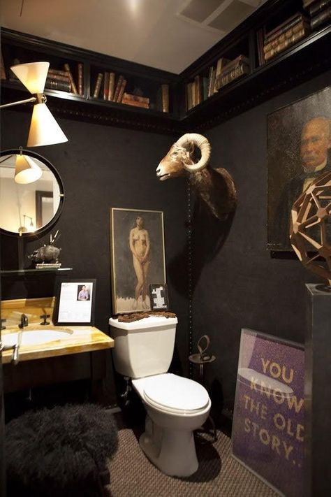 Moody Bathroom, Gothic Bathroom, Dark Bathrooms, Eclectic Bathroom, Downstairs Loo, Bad Inspiration, Goth Home, Century City, Hollywood Reporter