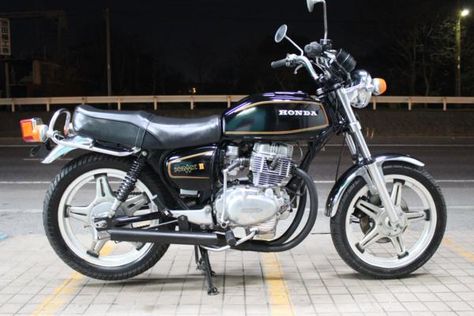 Honda Cb250t Mikey, Motos Aesthetic, Dream Motorcycle, Cool Motorcycles, Jdm, Bike, Money, Vehicles, Quick Saves