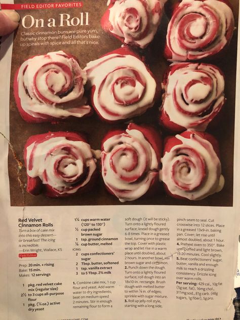 Valentines Cinnamon Rolls, Red Velvet Cinnamon Rolls Recipe, Red Velvet Cinnamon Rolls, Cinnamon Roll Recipe Homemade, Sweet Roll Recipe, Sheet Cake Recipes, Cinnamon Rolls Homemade, Tasty Baking, Cinnamon Rolls Recipe