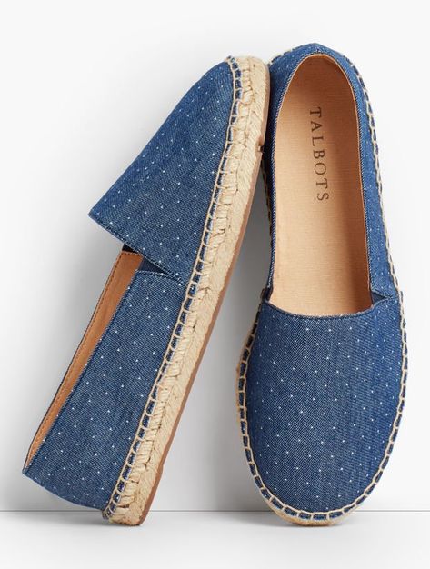 Details Subtle pin dots add depth to our denim Izzy Espadrilles. The quintessential jute sole makes this a seasonal favorite year after year. Features Memory foam footbed Modern Classic Style, Classic Style Women, Kinds Of Shoes, Denim Shoes, Mens Casual, Flat Espadrille, Summer Essentials, Shoes Women, Shoe Sale