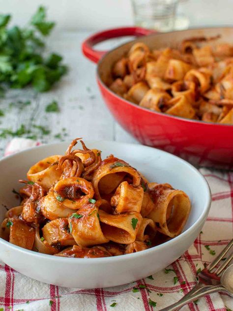 Calamari In Red Sauce, Calamari Pasta Recipes, Calamari Pasta, Calamari Rings, Calamari Recipes, Cherry Tomato Sauce, Specialty Food Store, Traditional Italian Dishes, Easy Italian