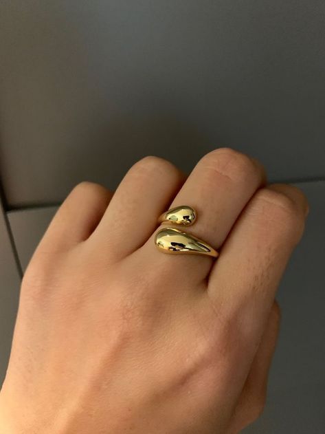 Chunky Ring Gold, Thick Gold Rings For Women, Chunky Rings Gold, Rings Gold For Women, Gold Chunky Rings, Chunky Gold Rings, Thick Rings, Thick Gold Ring, Strawberry Ring