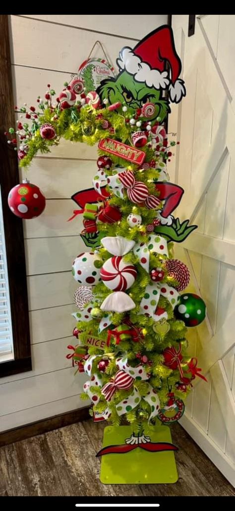 Whimsical Grinch Christmas Tree, Grinch Christmas Decorations White Tree, How The Grinch Stole Christmas Tree Ideas, Grinch Theme Fireplace, Upside Down Christmas Tree Ideas Grinch, Whoville Christmas Party Decorations, Who Ville Christmas Decorations, Grinch Apartment Decor, Green Grinch Christmas Tree