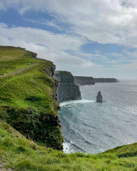 🪨 Some favorites from Cliffs Of Moher Ireland Happy Friday everyone! 🍀🫶🏼 . . . #ireland #travel #cliffsofmoher #traveladdict Ireland Proposal, Meath Ireland, Ireland Cliffs, Cliffs Of Moher Ireland, Ireland Road Trip, Semester Abroad, Ireland Vacation, Cliffs Of Moher, Happy Friday Everyone