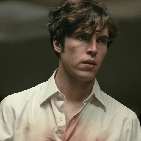 Rabastan Lestrange Fan Cast, Tom Riddle Profesor, Tom Riddle Fan Cast, Tom Hughes Aesthetic, Tom Riddle Fancast, Rodolphus Lestrange Fancast, Professor Tom Riddle, Tom Hughes Tom Riddle, Tom Hughes Victoria