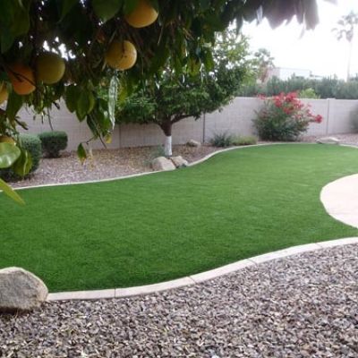 Pet Friendly Artificial Grass Dog Runs Orange County CA | California Turf Solutions & Greens Backyard For Dogs, Tiny Yard, Grass Backyard, Dog Friendly Garden, Dog Friendly Backyard, Low Maintenance Backyard, No Grass Backyard, River Rock Landscaping, Backyard Plants