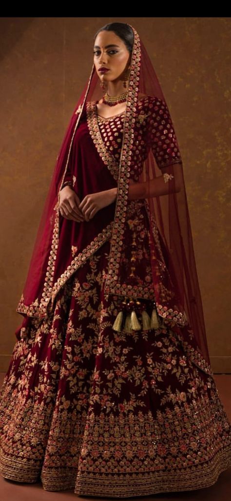 Dark Maroon Lehenga, Lehenga With Velvet Dupatta, Panelled Lehenga, Gota Patti Lehenga, Dabka Embroidery, Maroon Lehenga, Velvet Dupatta, Mirror Work Lehenga, Designer Anarkali Dresses