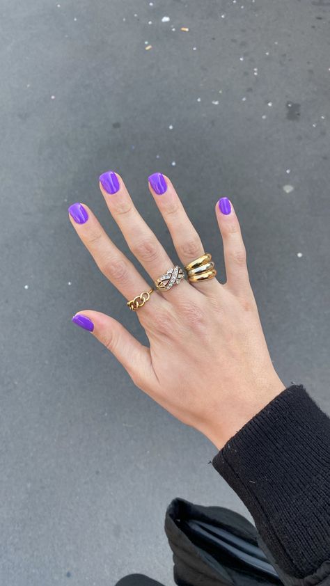 Electric Purple Nails, Purple Dip Powder Nails, Purple Short Nails, Electric Purple, Beauty Tricks, Shellac Nails, Rings Gold, Purple Nails, Nails Nails