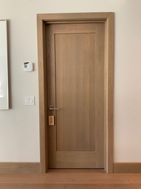 Cedar Interior Doors, Light Stained Interior Doors, Wood Doors Interior Modern, Interior Door Design Ideas, Interior Oak Doors, Interior Door Styles Modern, Interior Doors Styles, Modern Interior Door, Oak Interior Doors