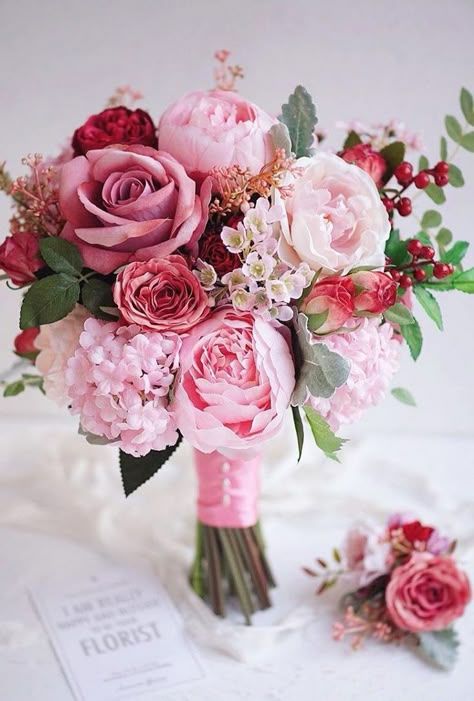 15 Luxury Wedding Bouquets ❤ luxury wedding bouquets elegant pink bouquet lemongrasswedding #weddingforward #wedding #bride Greenery Bouquet With Pink, Homecoming Bouquet, Luxury Bouquet, Pink Wedding Inspiration, Wedding Bouquets Pink, Bridal Bouquet Flowers, Bouquets Wedding, Wedding Forward, Pink Bouquet