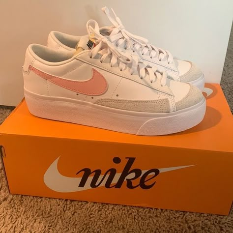 Womens Nike Blazers Low Platform Nike Blazer Pink Low, Nike Blazer Low Women Outfit, Nike Blazers Low Platform, Blazers Low Platform, Low Nike Blazers, Nike Blazers Low, Nike Mid Blazer, White Nike Blazers, Blazers Nike