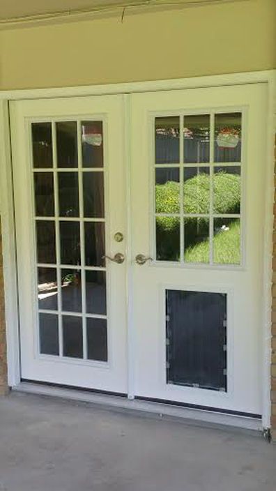 Doggie Door Ideas, French Door Patio, French Door Ideas, Doggy Doors, Patio Dog Door, French Door Decor, Door Entrance Decor, Large Dog Door, French Doors Living Room