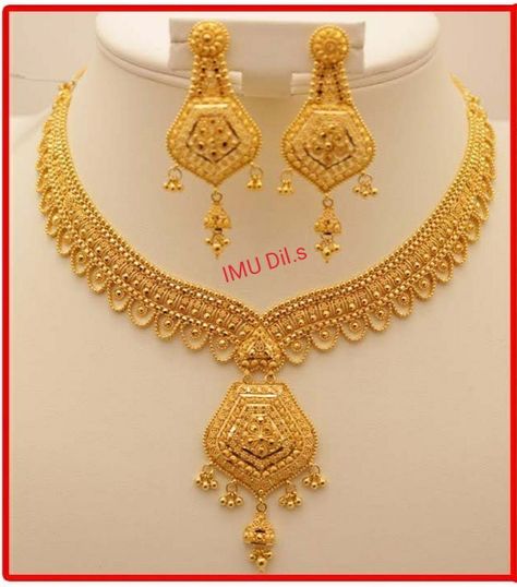 Choker Necklace Gold Designs, Gold Jwellary Design Necklaces, Neckless Gold Jewelry Indian Wedding, Latest Gold Set Designs, Neckless Gold Jewelry, Neckless Gold, Gold Set Design, Indian Gold Necklace Designs, Unique Gold Jewelry Designs