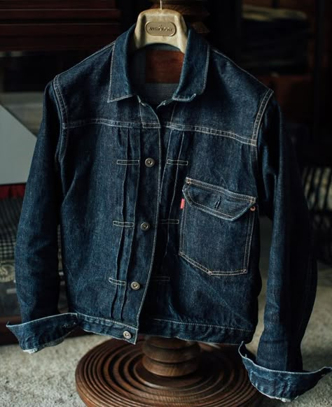 Style Blue Jeans, Vintage Fashion Style, Levis Vintage Clothing, Western Apparel, Denim Inspiration, Levis Vintage, Simple Blouse Designs, Mens Fashion Rugged, American Denim