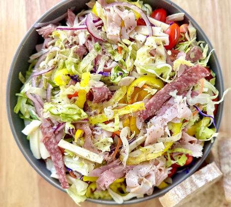 Grinder Salad Chopper Italian Salad, Grinder Salad Meal Prep, Ww Grinder Salad, Italian Bmt Salad, Low Calorie Grinder Salad, Italian Grinder Chopped Salad, Chopper Salad Recipes, Healthy Grinder Salad, Chopped Italian Grinder Salad