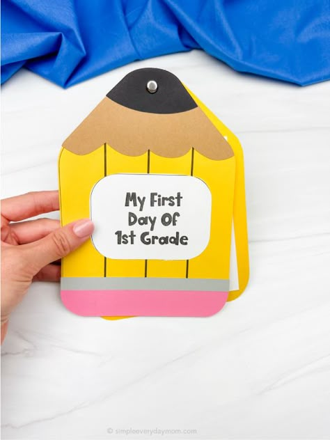 Crafts For The First Day Of School, 1st Grade First Day Of School Activities, First Day Crafts 1st Grades, Backpack Template Free Printable, First Day Of School Crafts, First Day Of Elementary School, Crafts For The Classroom, First Day Of School Craft, Preschool Preparation