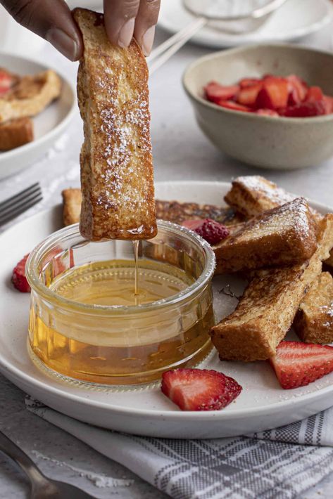 Protein French Toast Sticks High Protein French Toast, Oh Snap Macros, French Toast Batter, Protein French Toast, Pumpkin French Toast Casserole, Healthy French Toast, Healthy High Protein Breakfast, Dairy Free Protein, French Toast Sticks