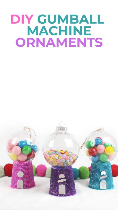 East kids craft - make this bright and colorful DIY Gumball Machine Ornament. Easy to make, kids will love seeing this on their Christmas Tree. Gumball Ornament Diy, Gumball Ornament, Gum Ball Machine Ornament, Bubble Gum Machine Ornament, Ornament Gumball Machine, Diy Gumball Machine, Winter Holiday Crafts, Diy Christmas Tree Ornaments, Fun Christmas Decorations