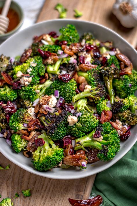 Hot Honey Salad, Charred Broccoli Salad, Charred Broccoli, Honey Dressing, Macedonian Food, Green Veggies, Hot Honey, Grandmas Recipes, Broccoli Salad