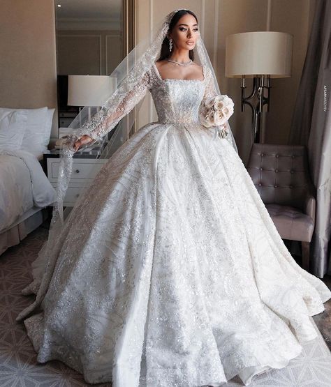 Balkan Wedding Dress, Princess Ballgown Wedding Dresses, Wedding Ball Gown With Sleeves, Wedding Dresses Puffy, Arabic Wedding Dress, Arab Wedding Dress, Ball Gown Long Sleeve, Turkish Wedding Dress, Disney Fairytale Wedding Dress