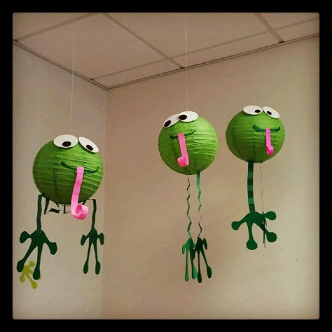 Frog Frog Classroom, Frog Activities, Frog Birthday Party, Frog Costume, Frog Theme, Frog Crafts, Pinterest Crafts, Office Cubicle, Summer Crafts For Kids