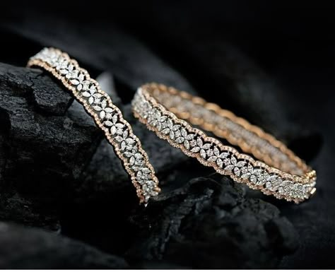 Diamond Bengals Beautiful, Gold Bangles Design With Stones, Stone Bangles Jewelry Designs Gold, Diamond Indian Bangles, Bangel Design Gold Diamond, Diamond Bangles Indian Bridal Jewellery, Diamond And Gold Bangles, Diamond Bangles Bracelet Indian, Stone Bangles Indian Gold