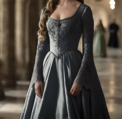 Got Dresses Game Of Thrones, Grey Medieval Dress, Game Of Thrones Gowns, House Stark Dress, Midevil Dresses Princesses, Targaryen Gown, Got Outfits, Medieval Gowns Royals, Medieval Princess Dress