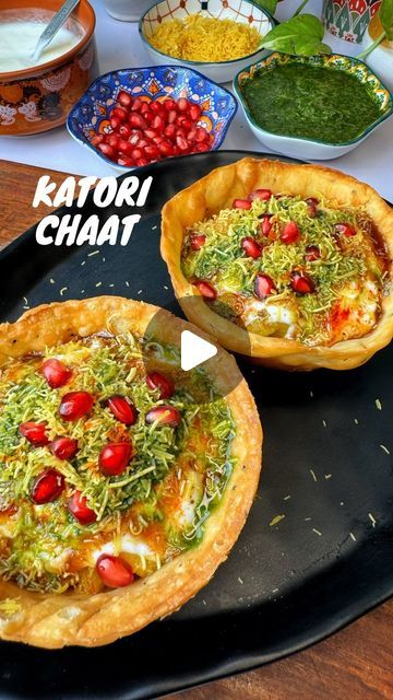 Chaat Platter, पानी पूरी, Katori Chaat, Hair Oils, Chaat Recipe, Green Chutney, Quick Recipes Snacks, Chaat Masala, Recipe Ingredients