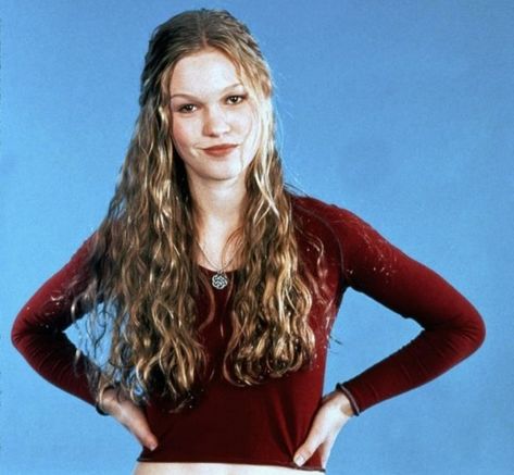 Hair Movie, Julia Stiles, 10 Things I Hate About You, The Embrace, Mode Inspo, Press Photo, Grunge Hair, Grow Out, Film Serie