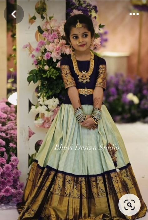 Kids Pavadai Blouse Designs, Traditional Baby Dresses, Indian Dresses For Kids, Frocks For Kids, Kids Party Wear Dresses, Kids Dress Collection, Kids Blouse Designs, Kids Blouse, Kids Frocks Design