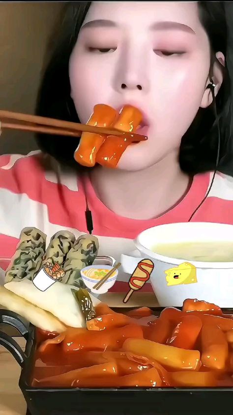 Mukbang Aesthetic, Mukbang Videos, Food Asmr, Asmr Mukbang, Food Vids, People Eating, Asmr Video, Food Videos, Food And Drink