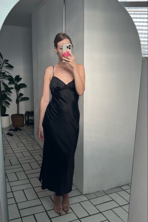 Cami Dress Outfit, Silk Cami Dress, Dark Style, Silk Cami, Dress Outfit, Dark Fashion, Cami Dress, Black Silk, Date Night