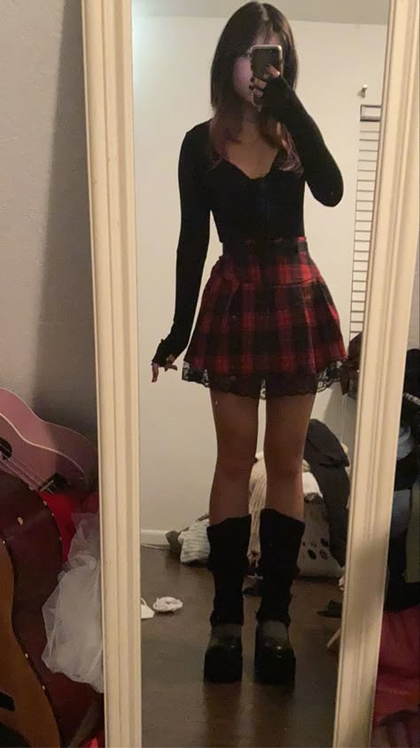 Outfits With Red Plaid Skirt, Alternative Red Outfits, Dark Red Skirt Outfit, Red Plaid Skirt Outfit Grunge, Alt Valentines Outfit, Grunge Red Outfit, Alt Christmas Outfits, Grunge Christmas Outfit, Alt Skirt Outfits