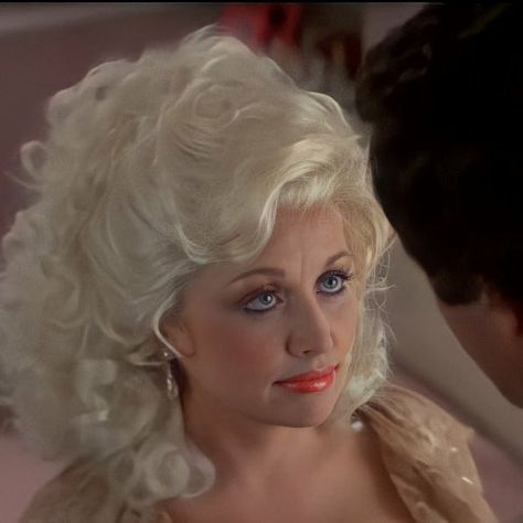 Dolly Parton Steel Magnolias, Best Little Whorehouse In Texas, 20s Hair, Morgan Fairchild, Music Genius, Steel Magnolias, Live Photo, Dolly Parton, Iconic Women