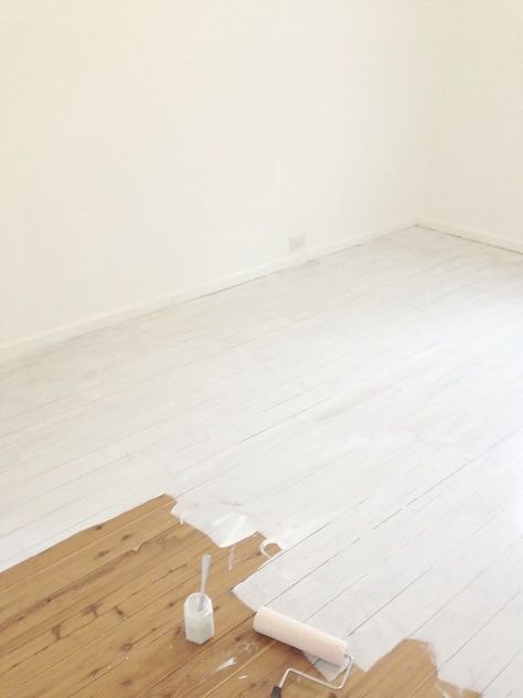 Painting Floorboards, Chaos Painting, Painting Floors, White Floorboards, Paint Floor, Painted Floorboards, White Washed Floors, White Spaces, Interior Paint Colors Schemes